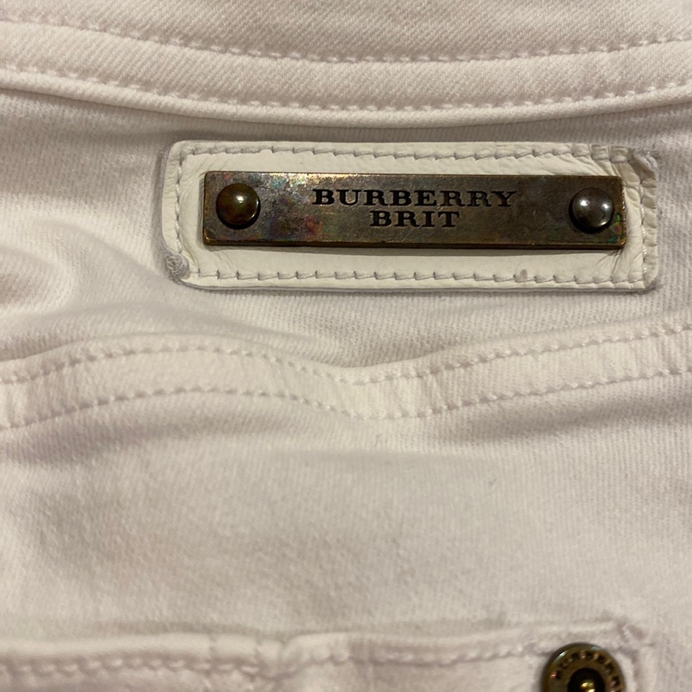 NWOT BURBERRY capri jeans :) - Picture 8 of 11